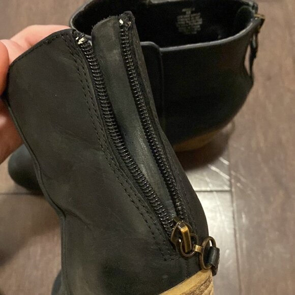 Ralph Lauren • Denim & Supply Mariella Leather Booties - Picture 6 of 9